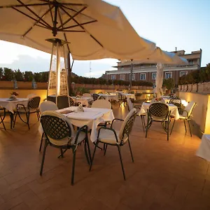 https://hosianum-palace.it-romehotels.com